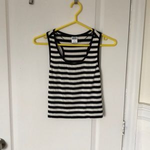 Vero Moda - Top 2/15$ 3/20$